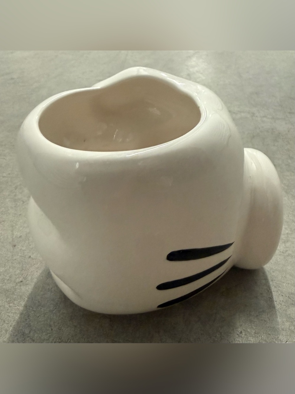 Disney Parks “I am Mickey” Mouse Gloved Hand Ceramic Flower Pot / Pencil Holder